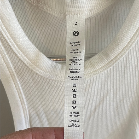 lululemon athletica White Cropped Tank Top - Picture 2 of 5